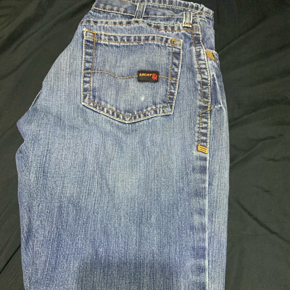 34/36 Men’s Ariat FR M4 Jeans